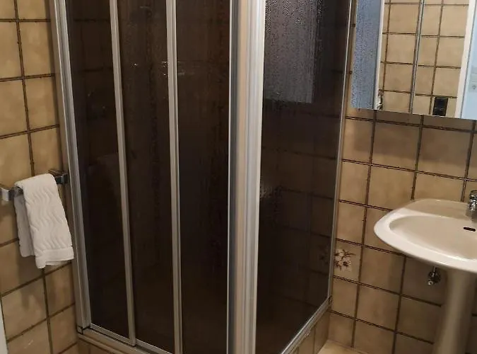 Wohnlich Apartment Wurselen